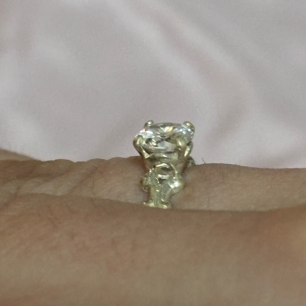 Silver ring - Picture 2 of 3